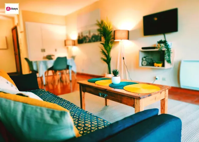 Grand Studio Azur avec terrasse - Vieil Antibes